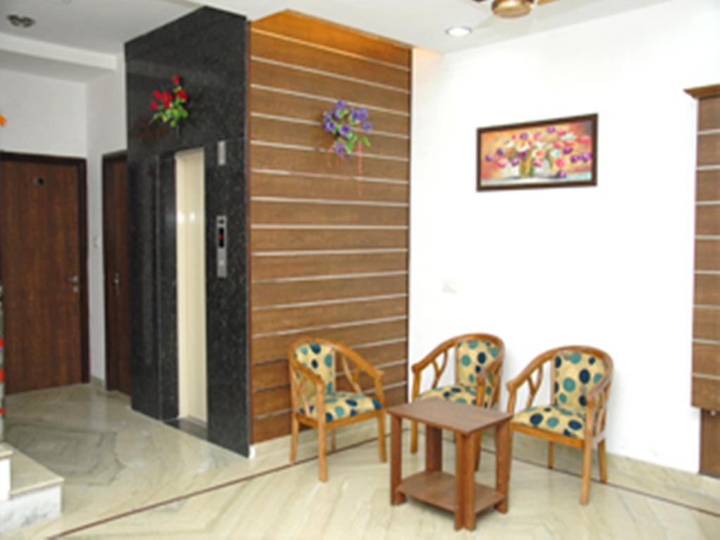 Hotel Holiday Comfort Amritsar Exterior photo